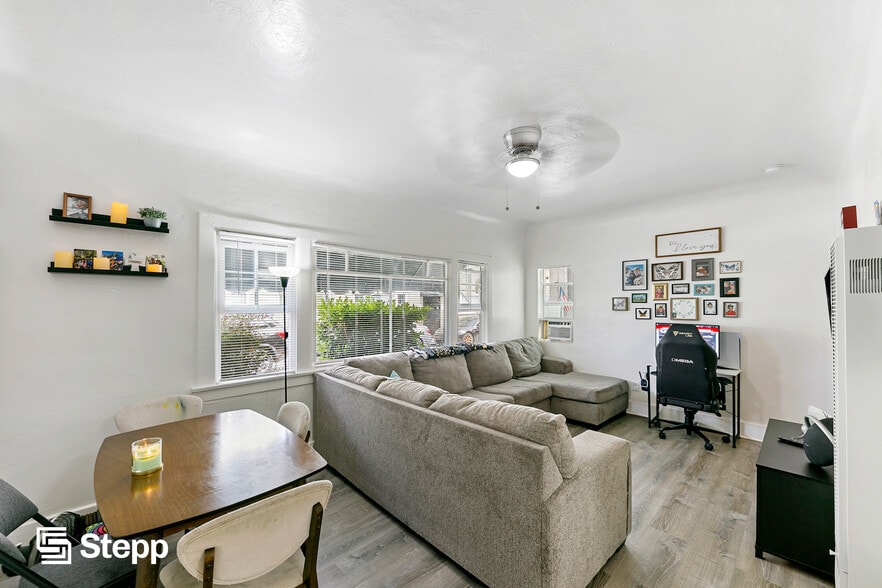 421 N Rose Pl, Long Beach, CA à vendre - Photo de l’immeuble – Image 2 sur 10