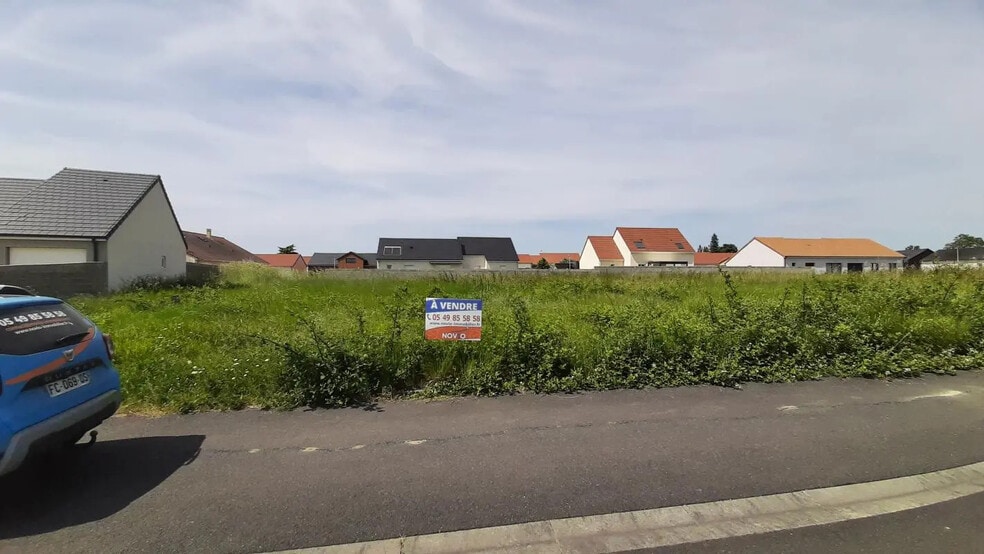 Terrain dans Châtellerault à vendre - Photo de l’immeuble – Image 1 sur 3