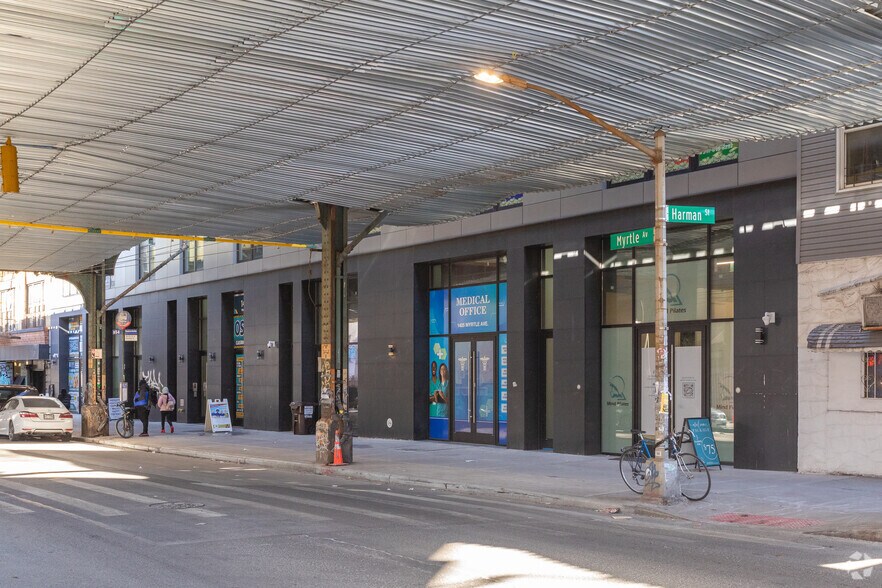 1399 Myrtle Ave, Brooklyn, NY à louer - Photo de l’immeuble – Image 2 sur 13