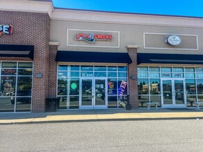 139 Conference Center Way, Bridgeport, WV à louer Photo de l’immeuble– Image 2 sur 12