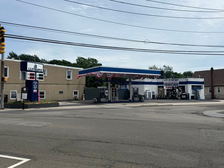270 W Main St, Patchogue, NY à vendre - Photo de l’immeuble – Image 2 sur 22