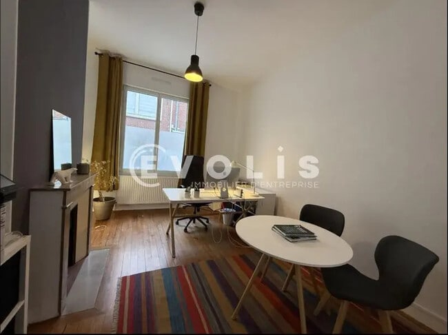 Plus de détails pour Bureau à louer