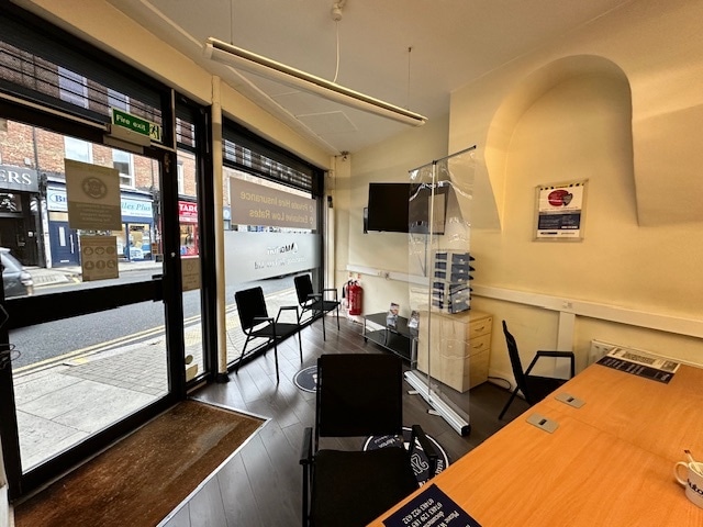 671 Finchley Rd, Londres à louer Photo intérieure– Image 1 sur 5