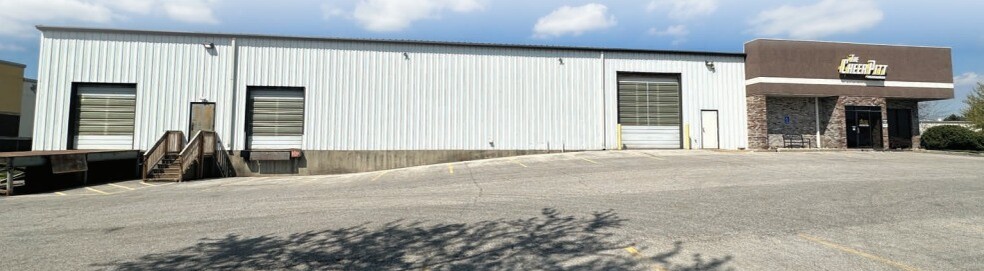 879 N Jan-Mar Ct, Olathe, KS à vendre - Photo de l’immeuble – Image 2 sur 7