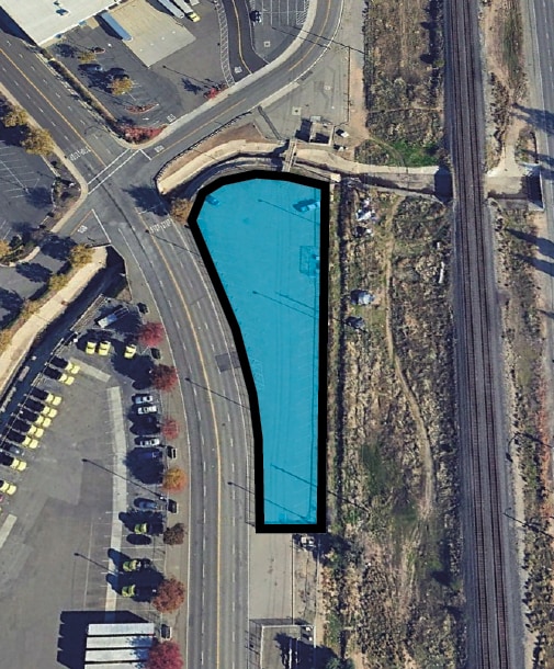 4820 Dudley Boulevard, Mcclellan, CA à louer Aérien– Image 1 sur 2