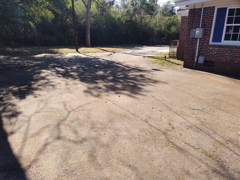 3332B Leesburg Rd, Columbia, SC à louer - Photo de l’immeuble – Image 3 sur 20