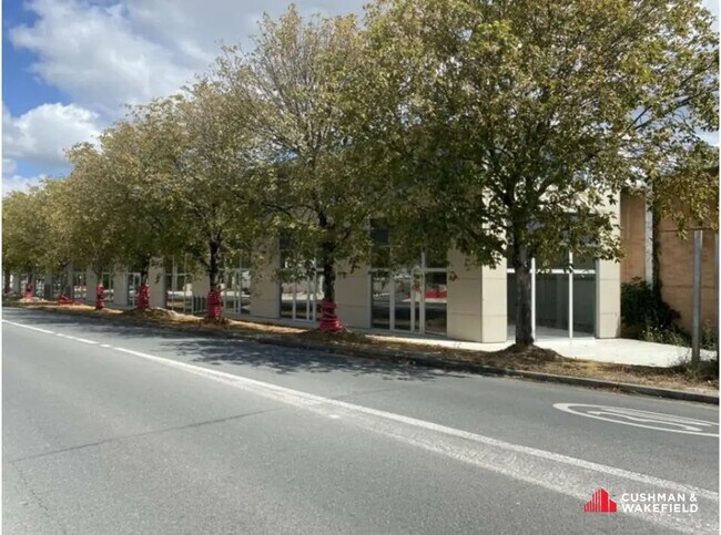 Plus de détails pour Local commercial à vendre