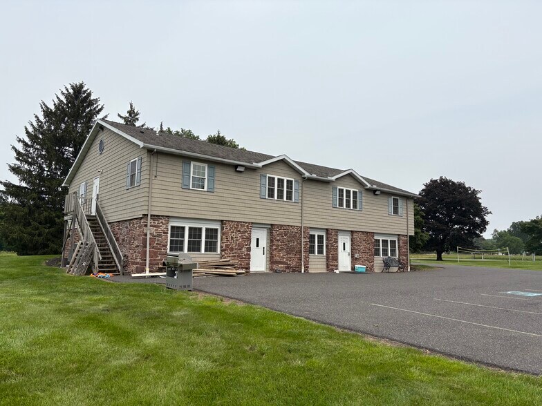 2936 Funks Rd, Hatfield, PA à louer - Photo de l’immeuble – Image 3 sur 46