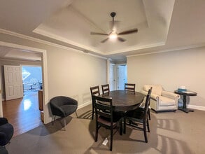 200 Canyon Park Dr, Pelham, AL à louer Photo intérieure– Image 1 sur 24