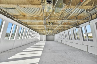 421-443 N Rodeo Dr, Beverly Hills, CA à louer Photo intérieure– Image 2 sur 7