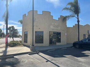 219-227 W Canal Dr, Turlock, CA à louer Photo intérieure– Image 1 sur 6