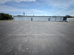 300 N Marion St, Olathe, KS à louer Photo intérieure– Image 2 sur 4