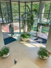 4041 Powder Mill Rd, Beltsville, MD à louer Photo intérieure– Image 2 sur 7
