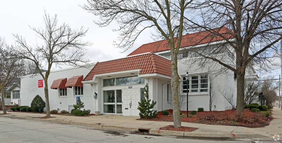 1603 S 81st St, West Allis, WI à vendre - Photo principale – Image 1 sur 15