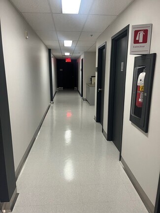 Plus de détails pour 2110-2130 De La Chute-Du-Diable Rue, Chicoutimi, QC - Bureau à louer