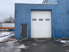 747 Walden Ave, Buffalo, NY à louer Photo intérieure– Image 2 sur 7