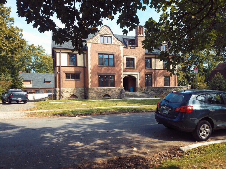 5015 McKean Ave, Philadelphia, PA à vendre - Photo de l’immeuble – Image 3 sur 18