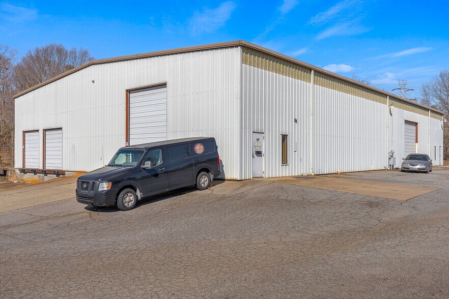 503 S Old Piedmont Hwy, Greenville, SC à vendre - Photo de l’immeuble – Image 2 sur 23