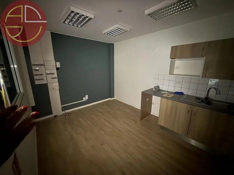 Industriel/Logistique dans Toulouse à louer - Photo de l’immeuble – Image 2 sur 3