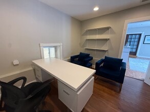 256 S Water St, Marine City, MI à louer Photo intérieure– Image 2 sur 13