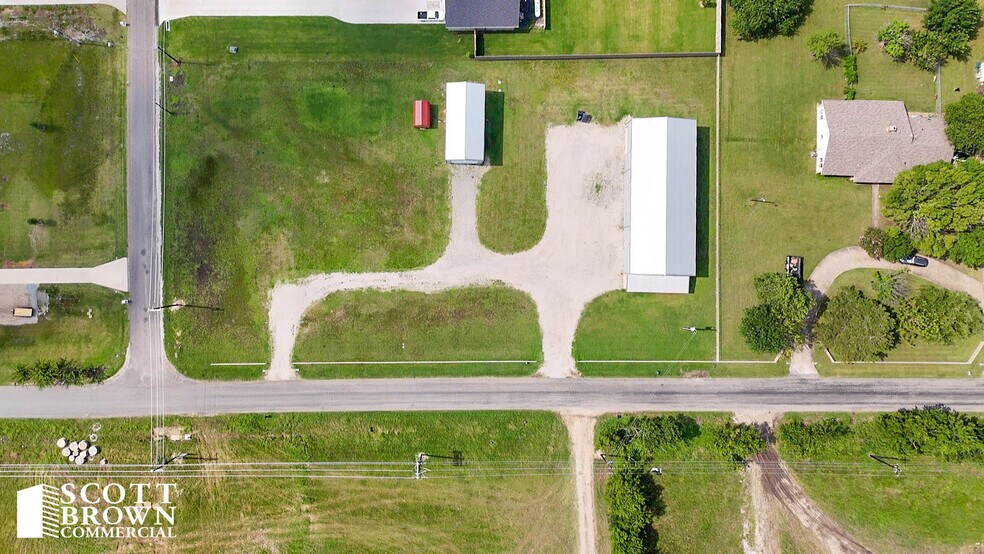 1404 McConnell Rd, Gunter, TX à vendre - Photo de l’immeuble – Image 3 sur 26