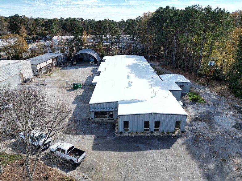 2437 Clay Rd, Austell, GA à louer - Photo de l’immeuble – Image 2 sur 18