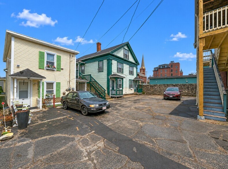 62 Central St, Southbridge, MA à vendre - Photo de l’immeuble – Image 3 sur 8