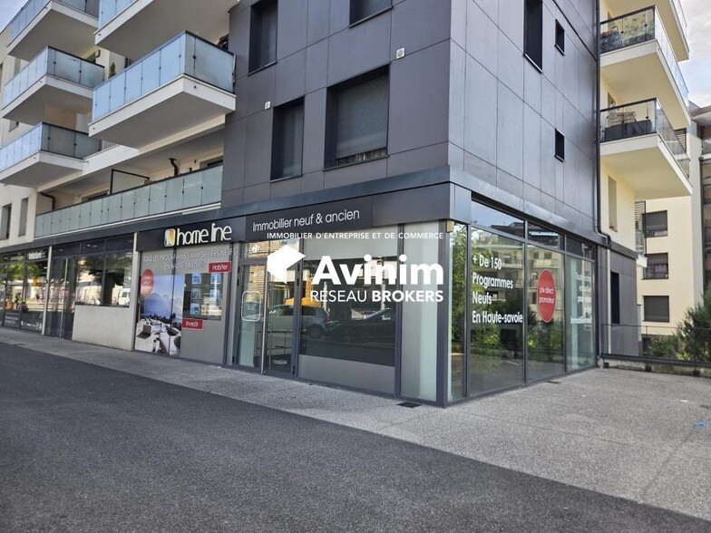 Local commercial dans Annecy à louer - Photo de l’immeuble – Image 1 sur 9