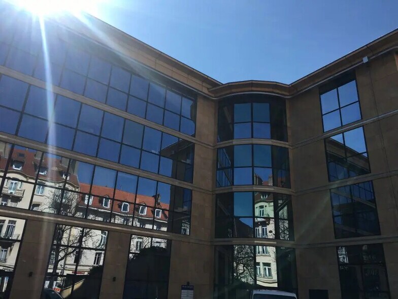 Bureau dans Metz à louer - Photo de l’immeuble – Image 1 sur 17