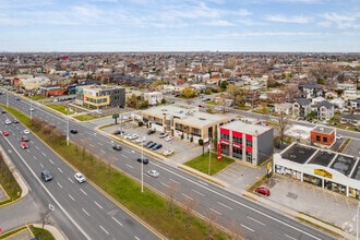 3879 Boul Taschereau, Longueuil, QC - VUE AÉRIENNE  vue de carte