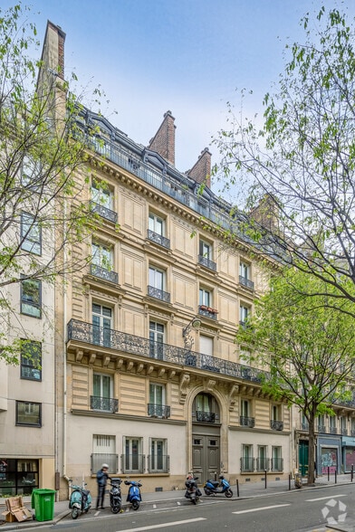 27 Rue De Maubeuge, Paris à louer - Photo principale – Image 1 sur 1