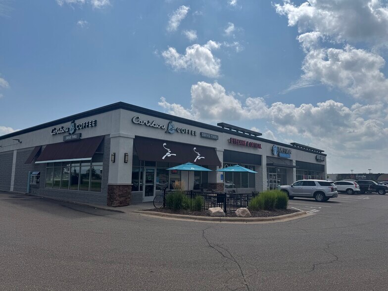 7009-7191 N 10th St, Oakdale, MN à louer - Photo de l’immeuble – Image 1 sur 11