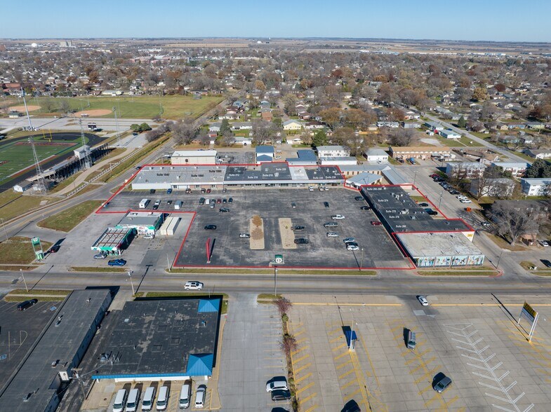 1900 E Military Ave, Fremont, NE à louer - Aérien – Image 1 sur 9