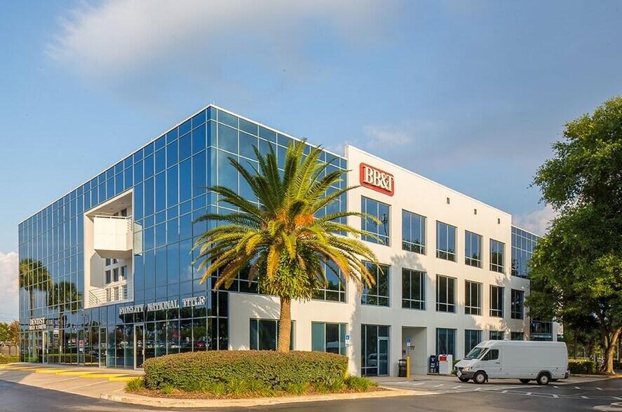7208 W Sand Lake Rd, Orlando, FL à louer - Photo de l’immeuble – Image 2 sur 5