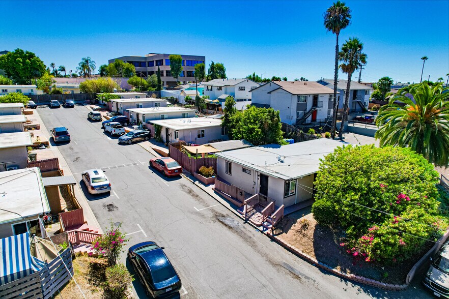 5015 Comanche Dr, La Mesa, CA à vendre - Photo de l’immeuble – Image 2 sur 9