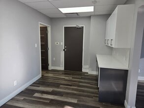 17 Grenfell Cres, Ottawa, ON à louer Photo intérieure– Image 1 sur 14