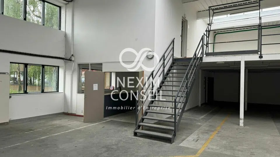 Bureau dans Bagnolet à louer - Photo de l’immeuble – Image 2 sur 11