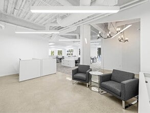 5 Park Plaza, Irvine, CA à louer Photo intérieure– Image 2 sur 10