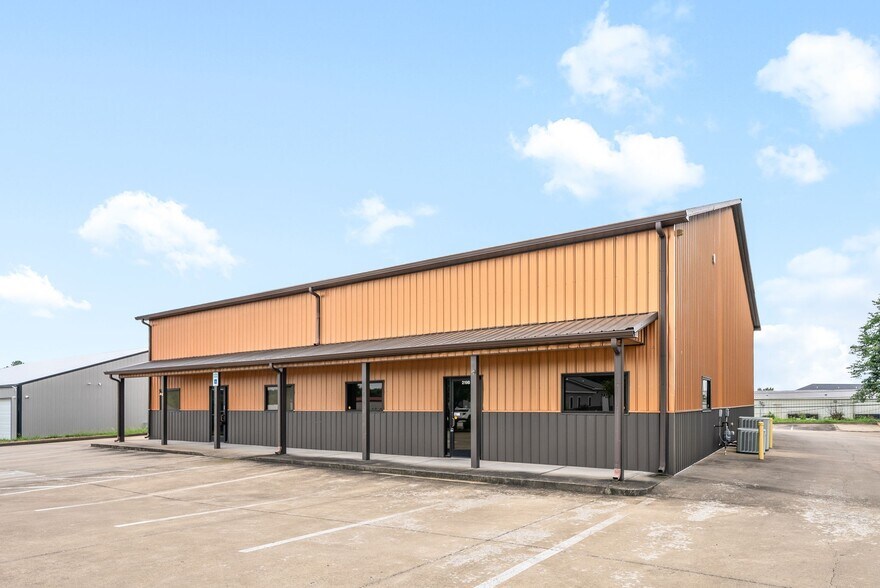 1400 Dover Rd, Clarksville, TN à louer - Photo de l’immeuble – Image 3 sur 72