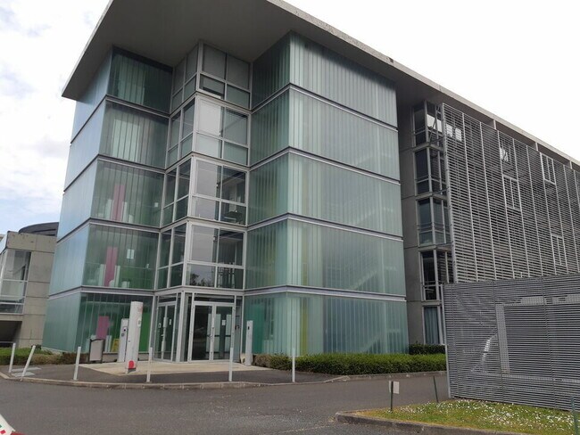 Plus de détails pour 19 Allée James Watt, Mérignac - Bureau à louer