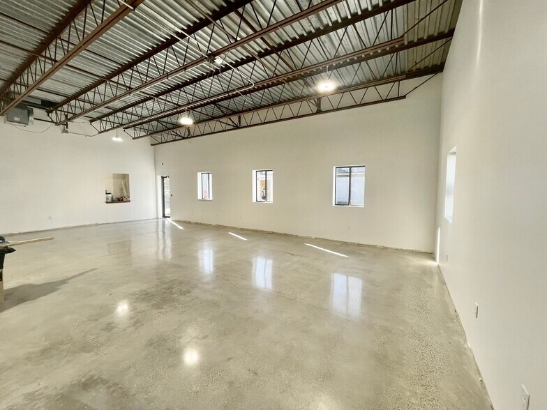 25 Clarendon St, Watertown, MA à louer - Photo intérieure – Image 3 sur 8