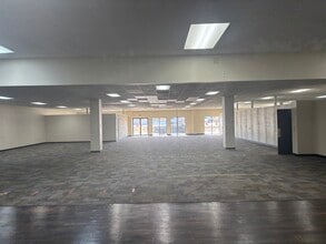 700 John Harden Dr, Jacksonville, AR à louer Photo intérieure– Image 2 sur 7