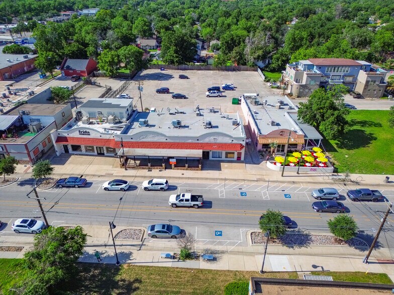 2707 Race St, Fort Worth, TX à louer - Photo de l’immeuble – Image 2 sur 16