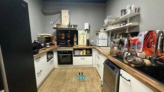 Plus de détails pour Local commercial à louer