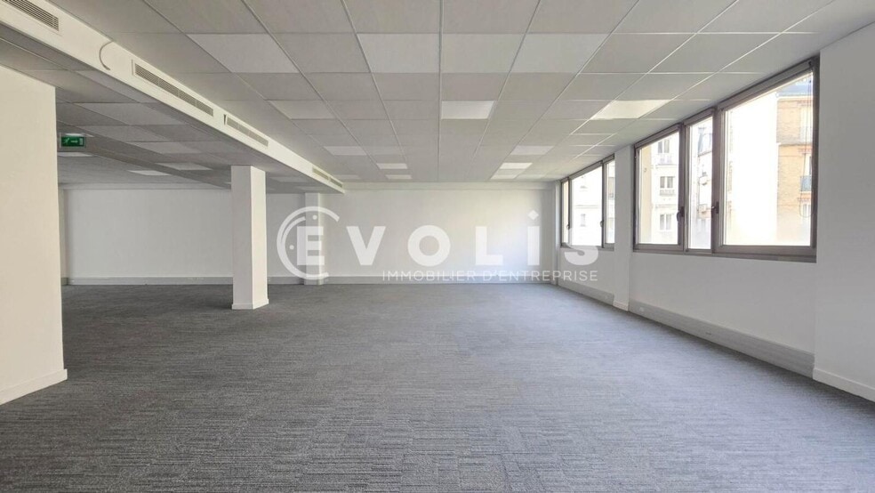 11 Rue Louis - Philippe, Neuilly-sur-Seine à louer - Photo de l’immeuble – Image 3 sur 9