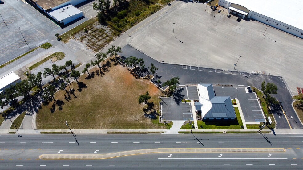 2029 Byron Butler Pkwy, Perry, FL à vendre - Photo de l’immeuble – Image 3 sur 4