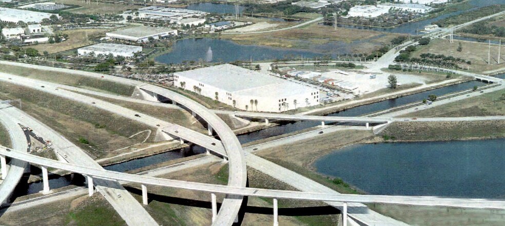 251 International Pky, Sunrise, FL à louer - Aérien – Image 2 sur 16