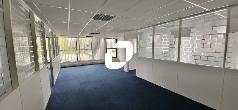 Bureau dans Mérignac à louer - Photo de l’immeuble – Image 3 sur 17