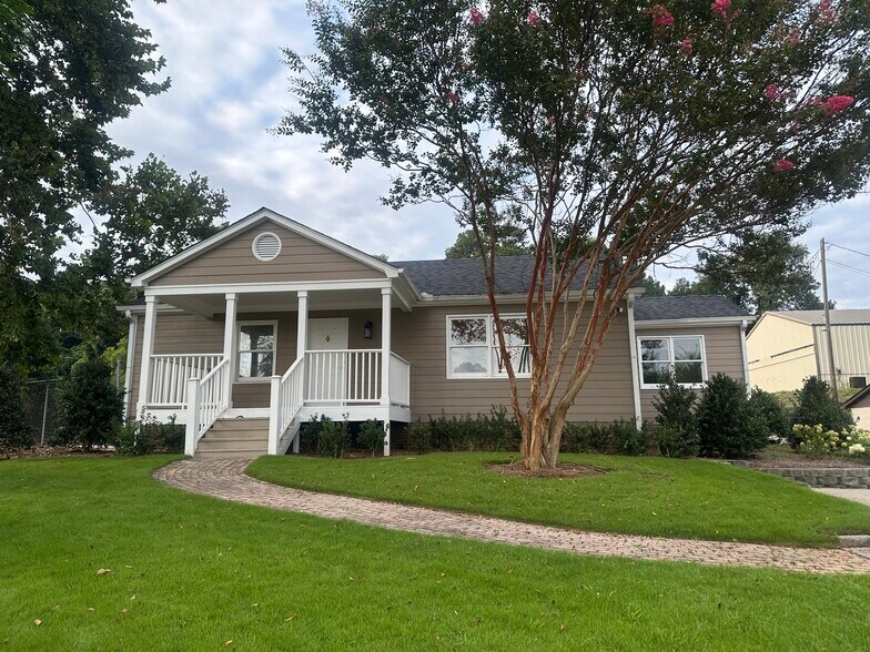 3205 Pipe Line Rd, Vestavia, AL à louer - Photo principale – Image 1 sur 5