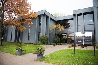 1173 Pittsford Victor Rd, Pittsford, NY à louer Photo intérieure– Image 2 sur 7